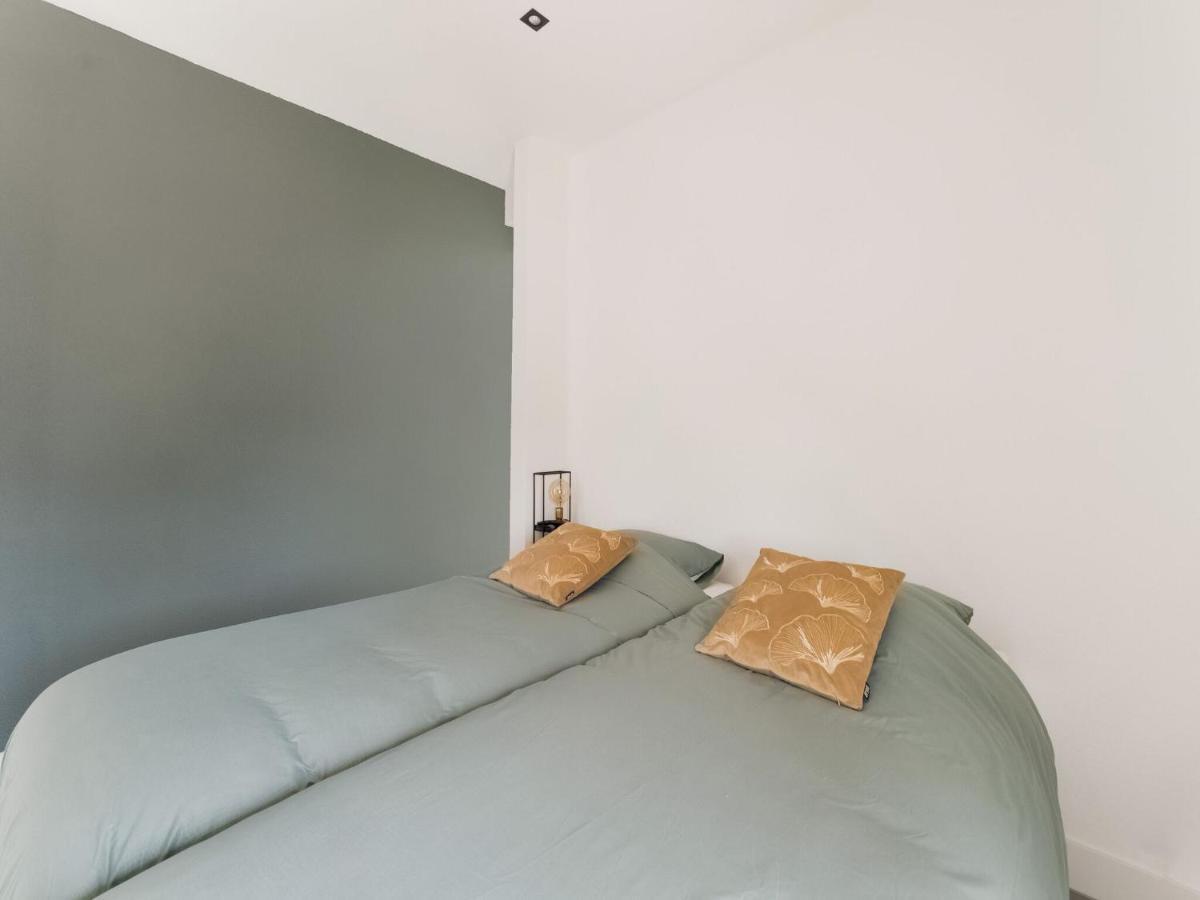 Swanky Villa In Zeewolde With Garden Luaran gambar